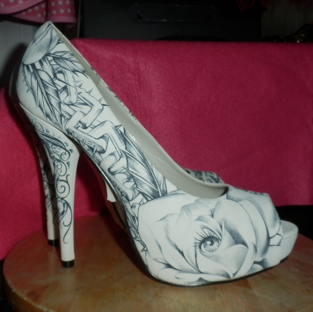 Print heels from the Aguadulce boutique